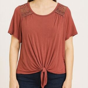 Artesia Red Lace Shoulder Hi-Lo Tie Front Blouse Sz Lg